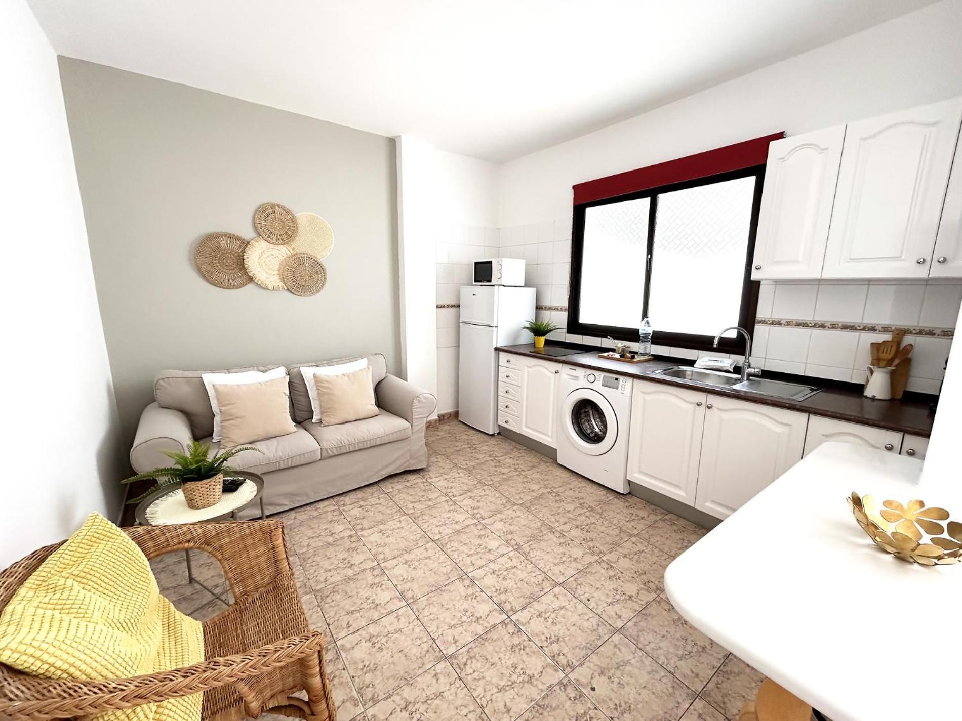 Mahostly Apartamento Comillas Ph Аресифе Екстериор снимка
